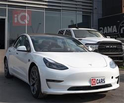 تسلا موديل 3